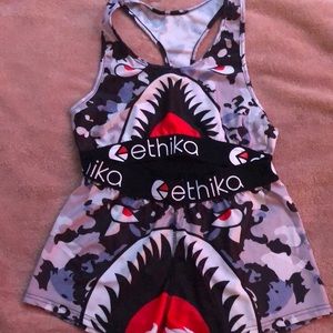 a medium ethika set